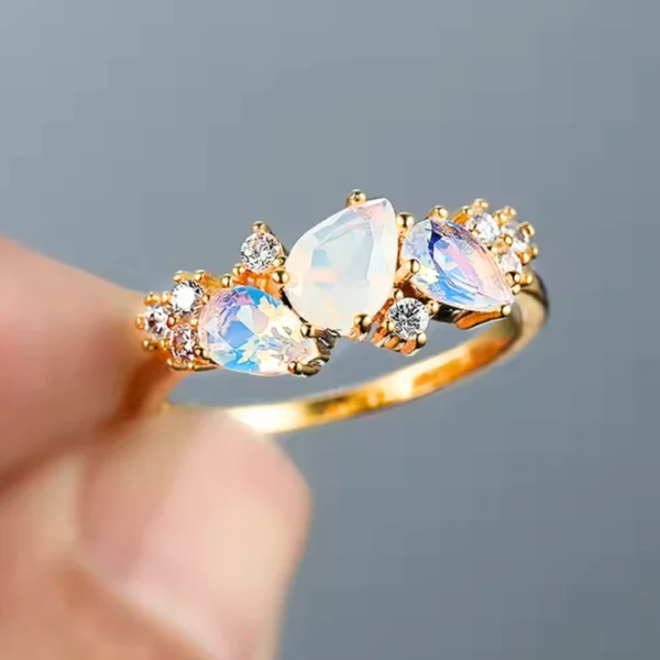 Bague or pierre de lune​