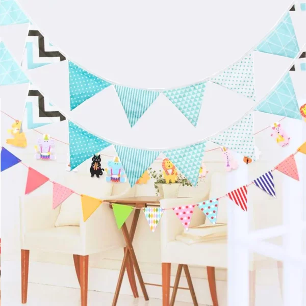 Guirlande fanions pour fête jardin enfant