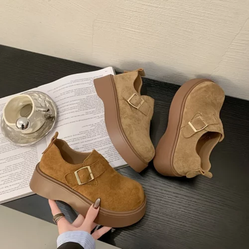 Mocassins plateforme boucle suédine femme