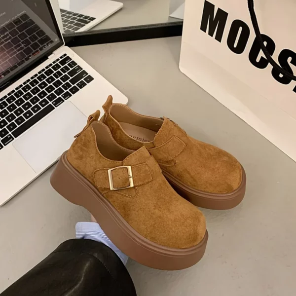 Mocassins plateforme boucle suédine femme – Image 3