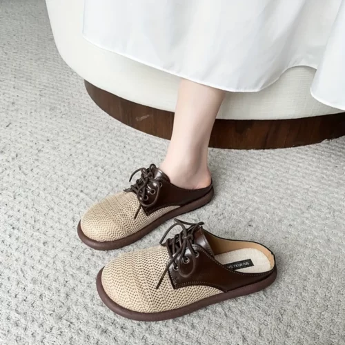 Mules ajourées lacets style derby