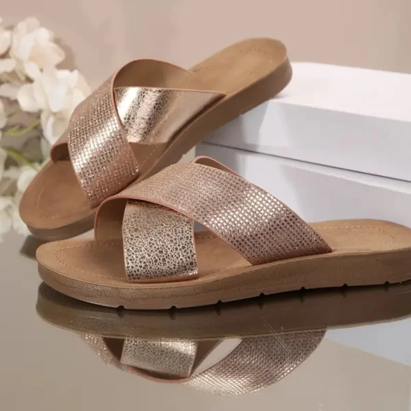 Mules croisées effet métallisé chic – Image 10