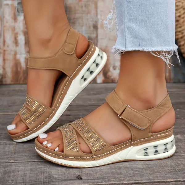Sandales compensées femme strass – Image 8
