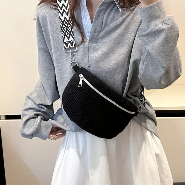 Sac banane femme en velours côtelé – style vintage avec bandoulière ajustable