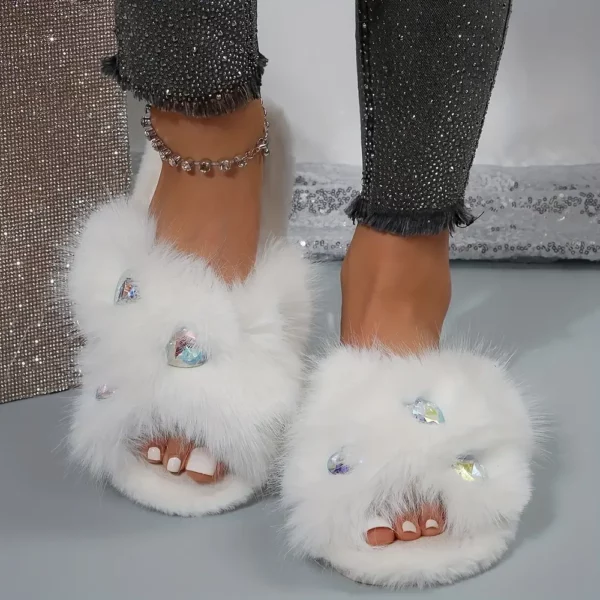 Chaussons femme en fausse fourrure – intérieur chaud et semelle antidérapante