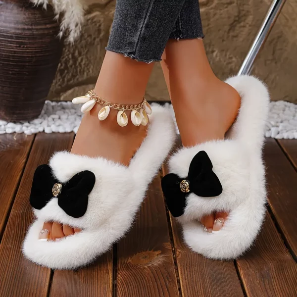 Chaussons femme en fausse fourrure – intérieur chaud et semelle antidérapante