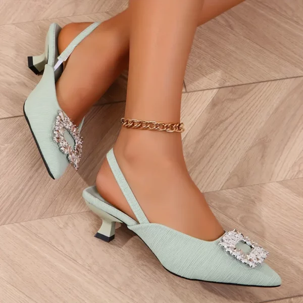 Sandales à petit talon pour mariage femme – bout pointu et strass élégants