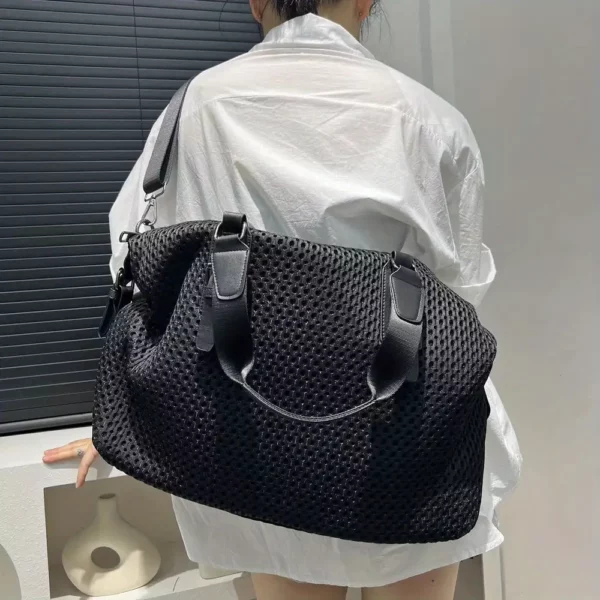 Sac week-end femme en nylon imperméable – fourre-tout de voyage élégant