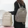 Sac à dos femme en nylon imperméable – style urbain léger et tendance