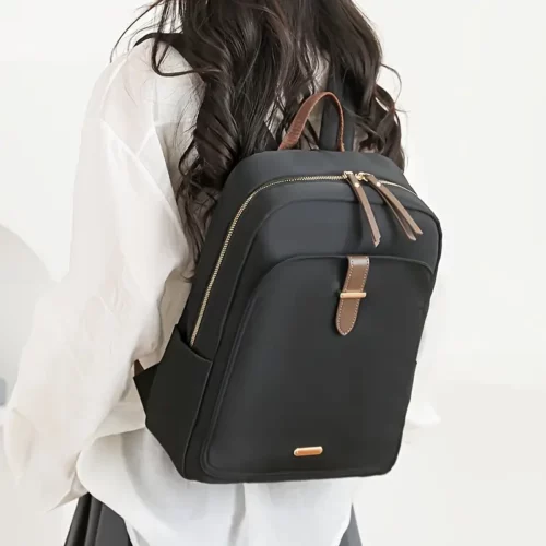 Sac à dos femme nylon léger avec poches zippées – style urbain sécurisé