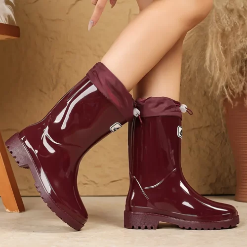 Bottes de pluie femme mi-mollet en PVC antidérapantes au design chic durable