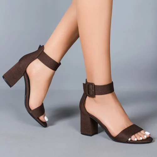 Sandales femme à petit talon confortable – bride réglable et bout ouvert
