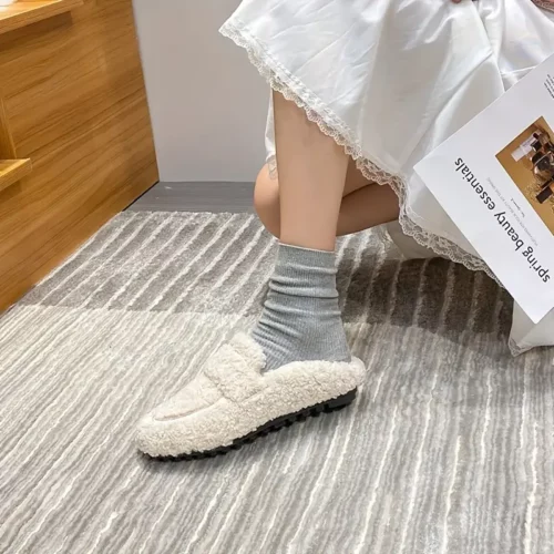 Chaussons femme en fourrure douce – doublure polaire chaude pour l’hiver