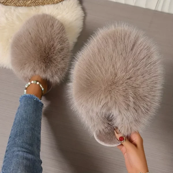Chaussons femme en fausse fourrure douce – semelle antidérapante intérieur extérieur