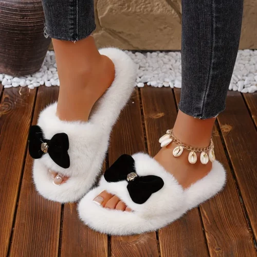Chaussons femme en fausse fourrure – intérieur chaud et semelle antidérapante