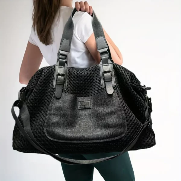 Sac week-end femme en nylon imperméable – bandoulière ajustable et poche avant