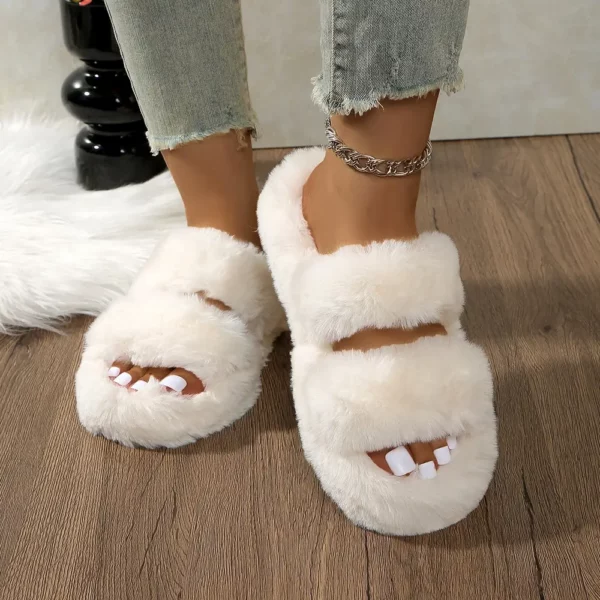 Chaussons femme en fausse fourrure avec bride croisée et semelle épaisse antidérapante