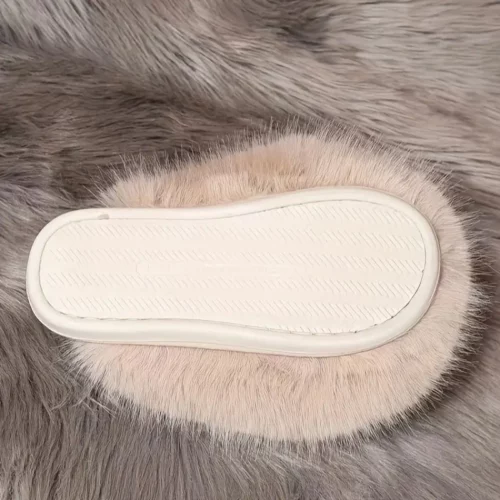Pantoufles femme en fausse fourrure – chaussons confort douillets intérieur