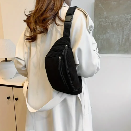 Sac banane femme en velours côtelé – style chic avec bandoulière ajustable