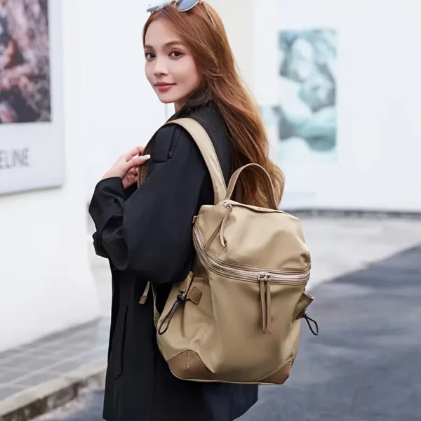 Sac à dos femme ultra léger – design urbain chic et imperméable