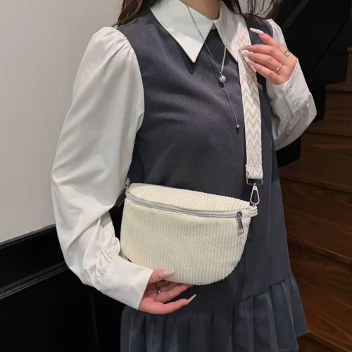 Sac banane femme en velours côtelé – style vintage avec bandoulière ajustable