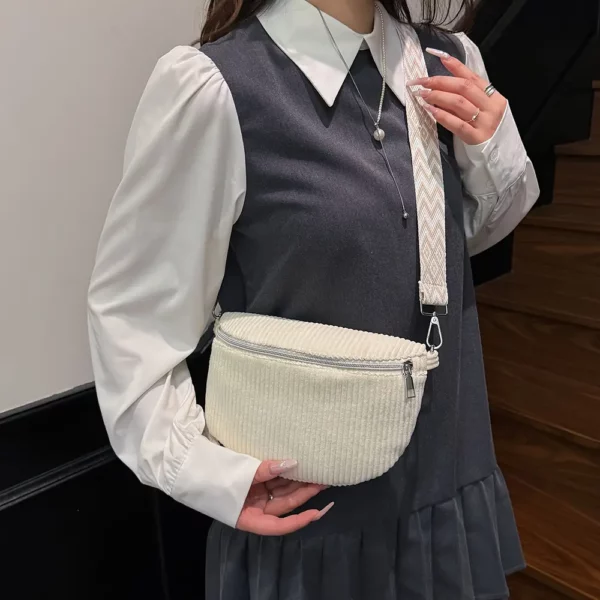 Sac banane femme en velours côtelé – style vintage avec bandoulière ajustable