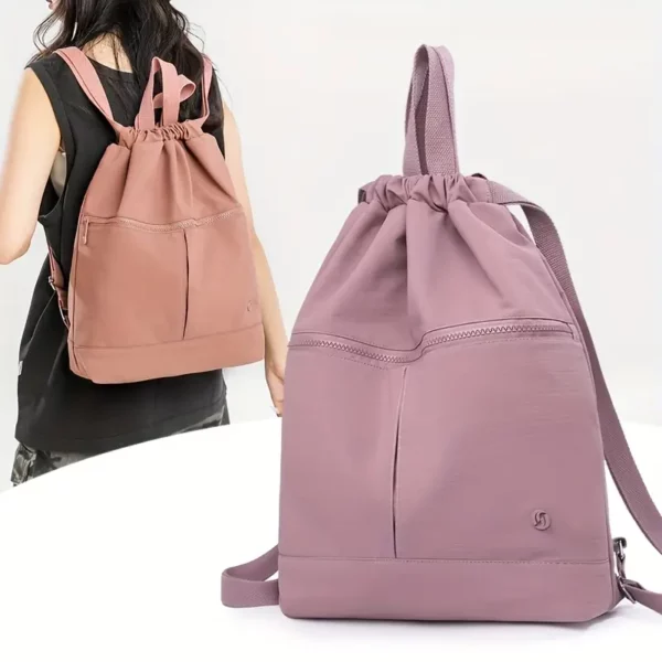 Sac à dos femme léger en nylon – style urbain imperméable et fonctionnel