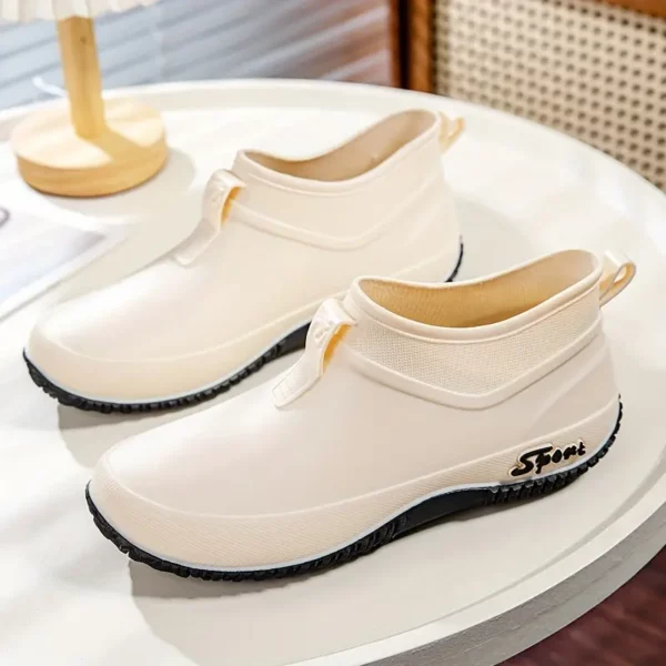 Bottes de pluie femme en caoutchouc antidérapantes – style chic et durable