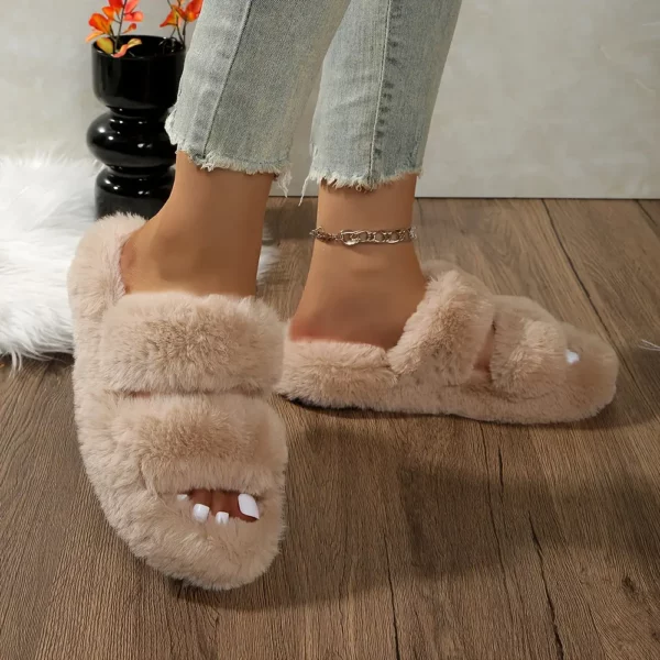 Chaussons femme en fausse fourrure avec bride croisée et semelle épaisse antidérapante