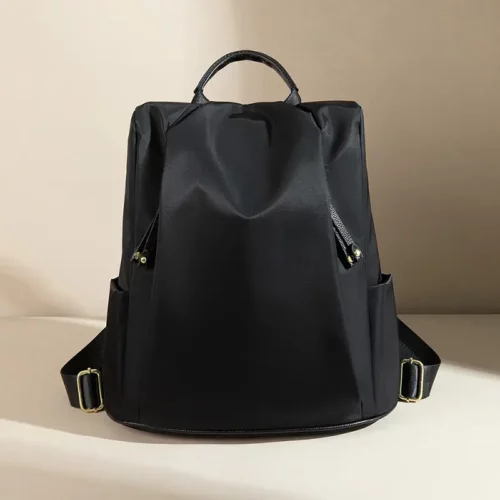 Sac à dos femme en nylon léger – design élégant et durable pour ville et voyage