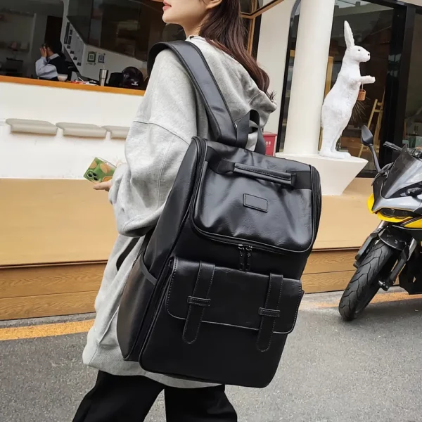 Sac à dos femme élégant pour ordinateur – léger, compartiment zippé sécurisé