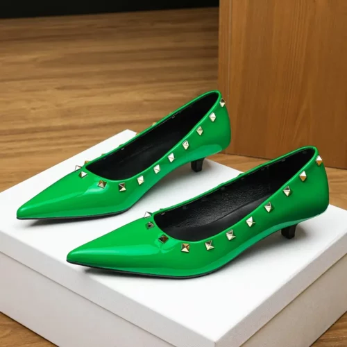 Chaussures femme bout pointu talon bas – élégantes et confortables pour mariage