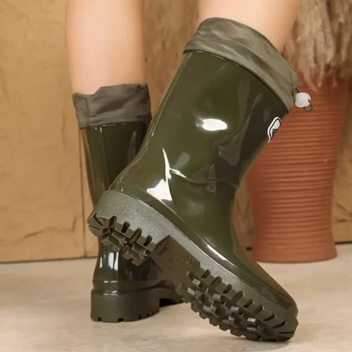 Bottes de pluie femme mi-mollet en PVC antidérapantes au design chic durable