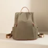 Sac à dos femme en nylon léger – design élégant et durable pour ville et voyage