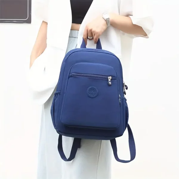 Sac à dos femme léger et chic – design urbain pratique pour usage quotidien