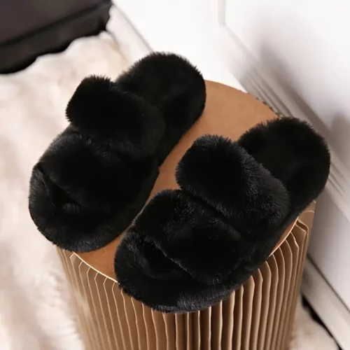 Chaussons femme en velours côtelé avec doublure fourrée et semelle antidérapante
