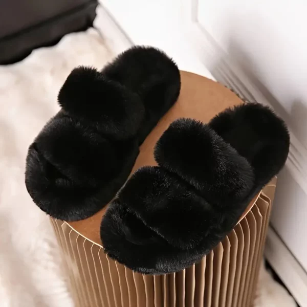 Chaussons femme en velours côtelé avec doublure fourrée et semelle antidérapante