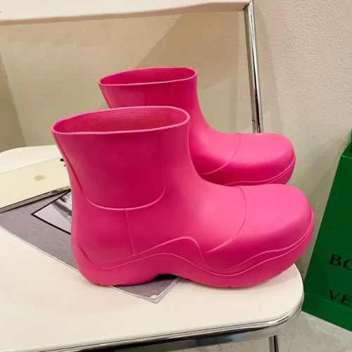 Bottes de pluie femme en caoutchouc – style chic à enfiler avec semelle épaisse