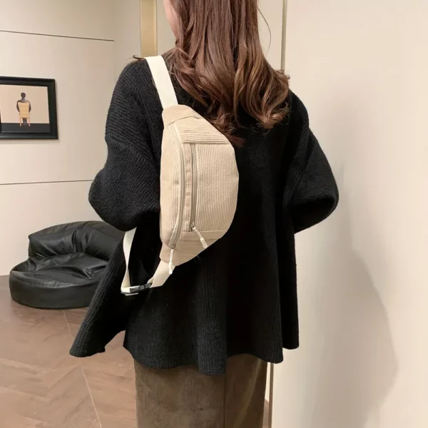 Sac banane femme en velours côtelé – style chic avec bandoulière ajustable