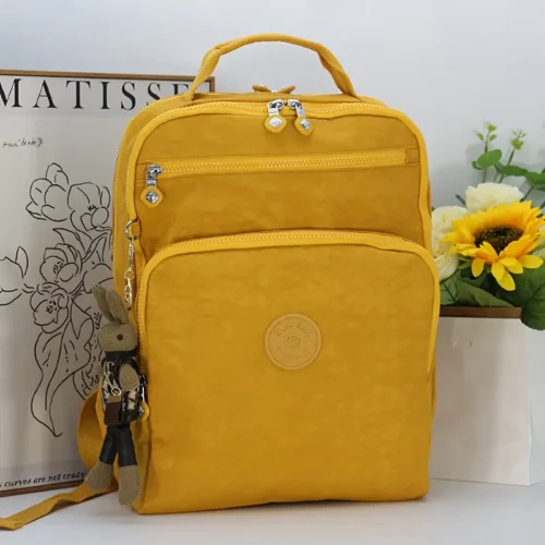 Sac à dos femme en nylon léger – multi-poches, durable et stylé pour voyage