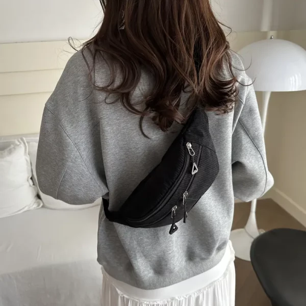 Sac banane femme en velours côtelé – chic et pratique pour le quotidien