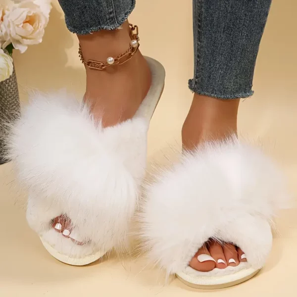 Chaussons femme en fausse fourrure douce – pantoufles confort cocooning
