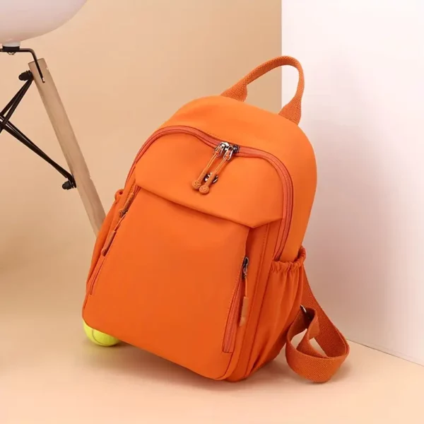 Sac à dos femme en nylon léger – multifonction urbain avec poches zippées