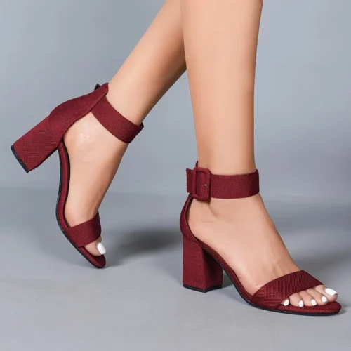 Sandales femme à petit talon confortable – bride réglable et bout ouvert