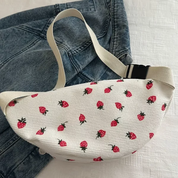 Sac banane femme en velours côtelé motif fraise – bandoulière tendance quotidienne