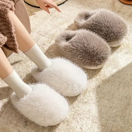 Chaussons femme en fausse fourrure douce – semelle antidérapante, confort hiver