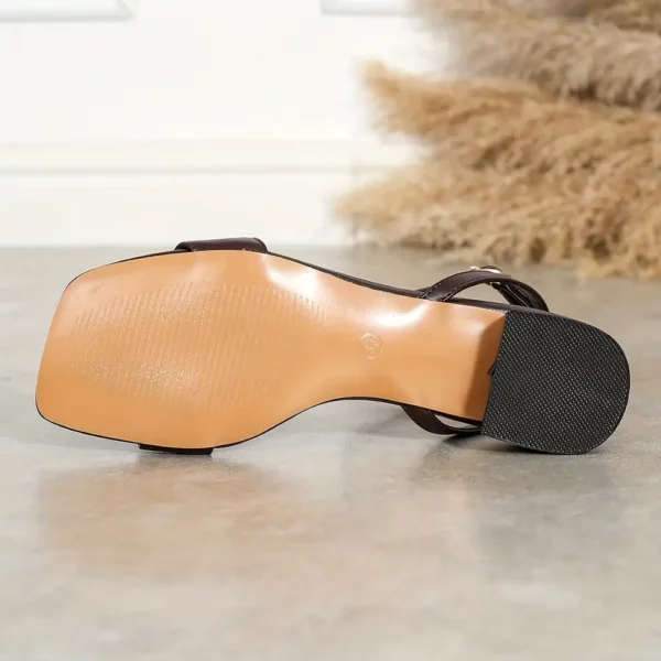 Sandales femme à talon bas avec brides transparentes – confort et élégance