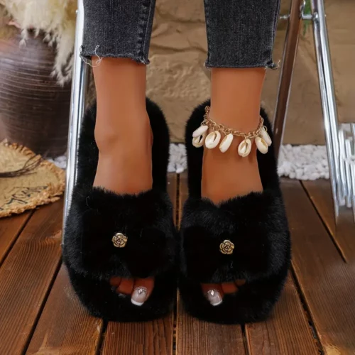 Chaussons femme en fausse fourrure – intérieur chaud et semelle antidérapante