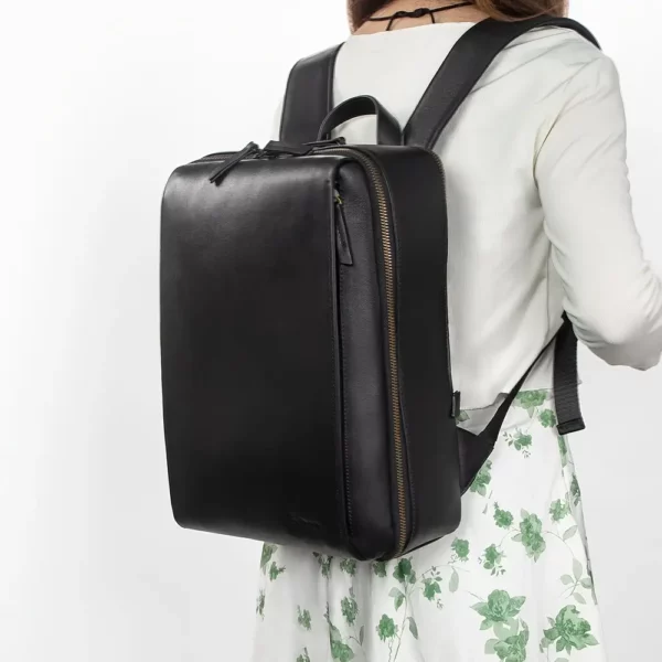 Sac à dos femme en cuir véritable noir – Élégant et compatible ordinateur portable