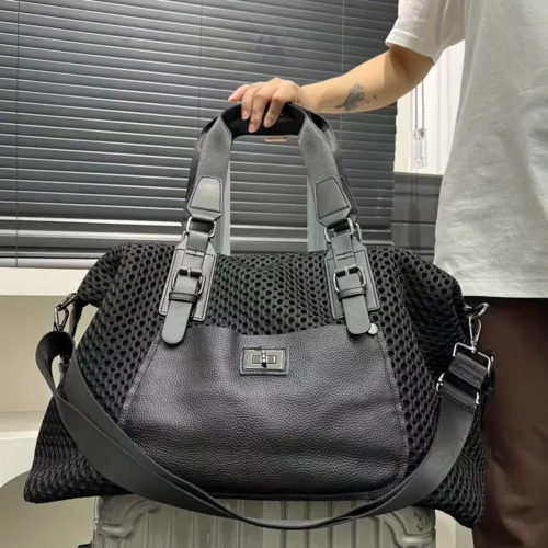 Sac week-end femme en nylon imperméable – bandoulière ajustable et poche avant
